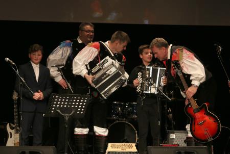 KONCERT ANSAMBLA JELEN 36 FOTO LJUBO VUKELIČ